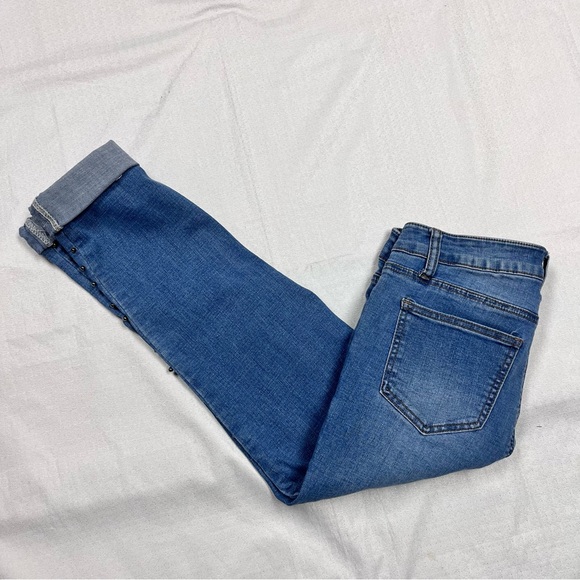 Satin Doll ladies light wash cropped jeans, size 6 - Picture 2 of 5